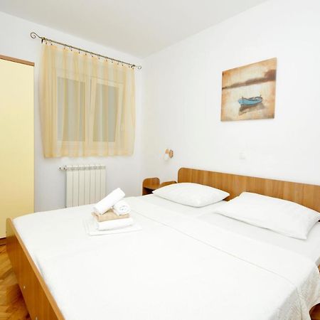 Apartments Penic Trogir Bagian luar foto