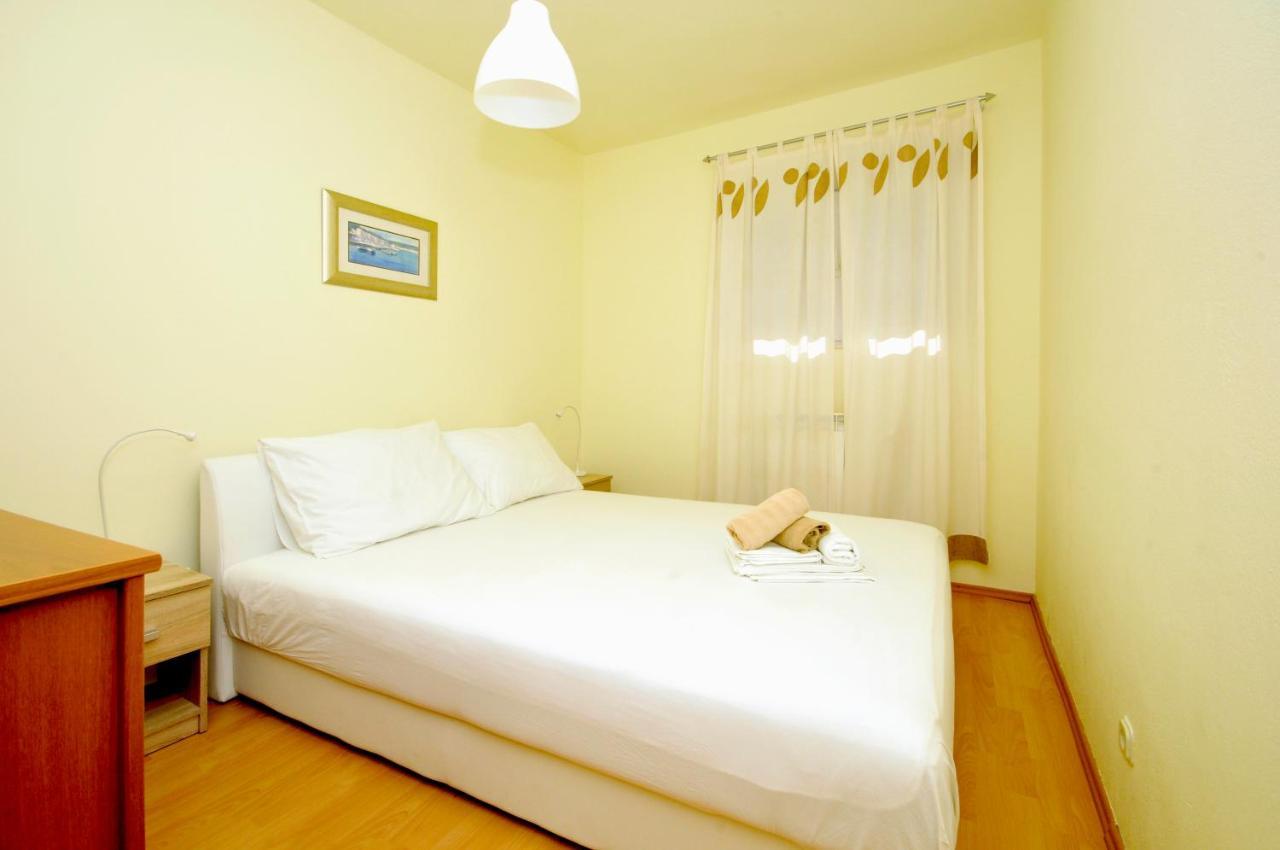 Apartments Penic Trogir Bagian luar foto