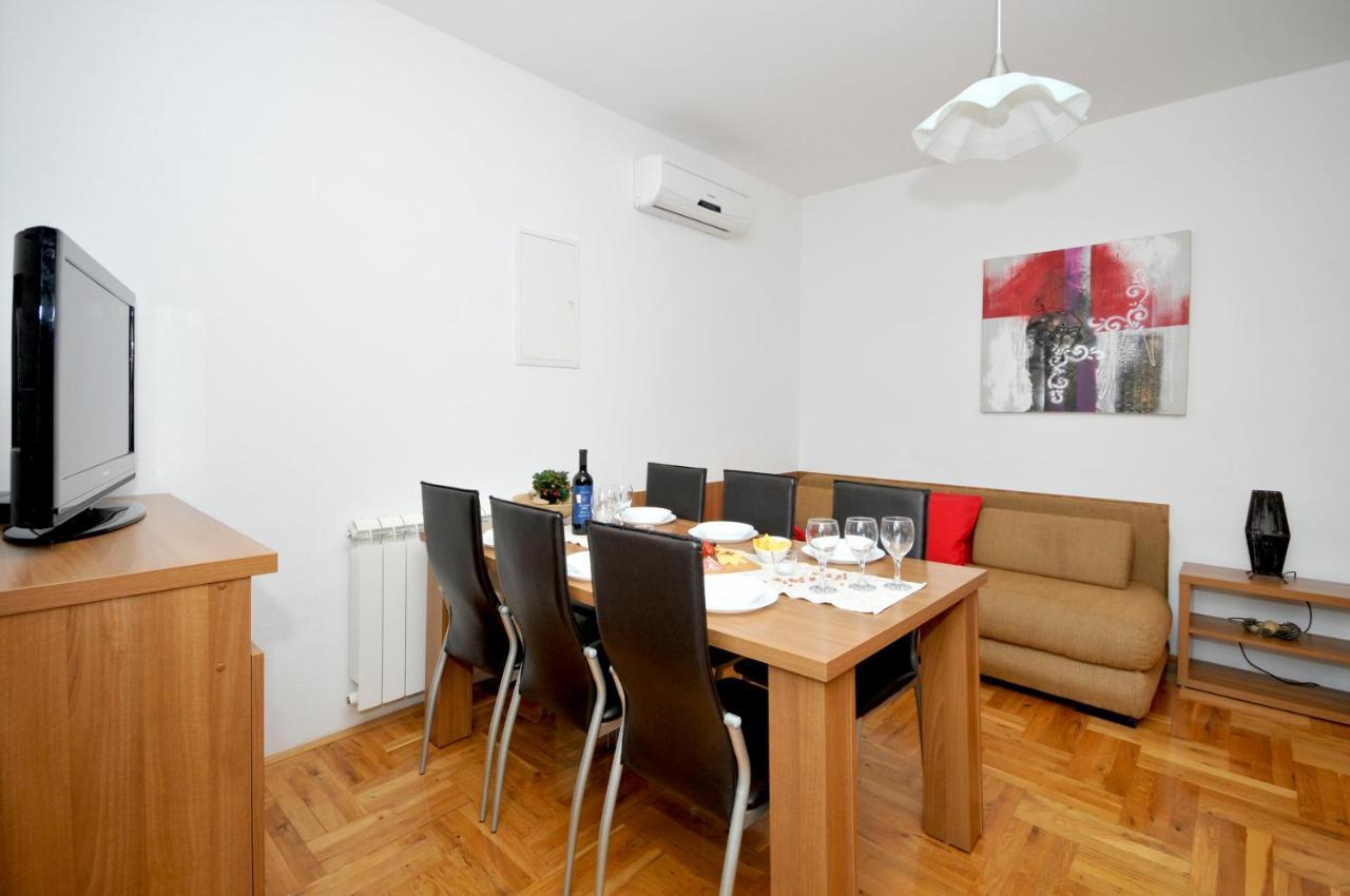 Apartments Penic Trogir Bagian luar foto