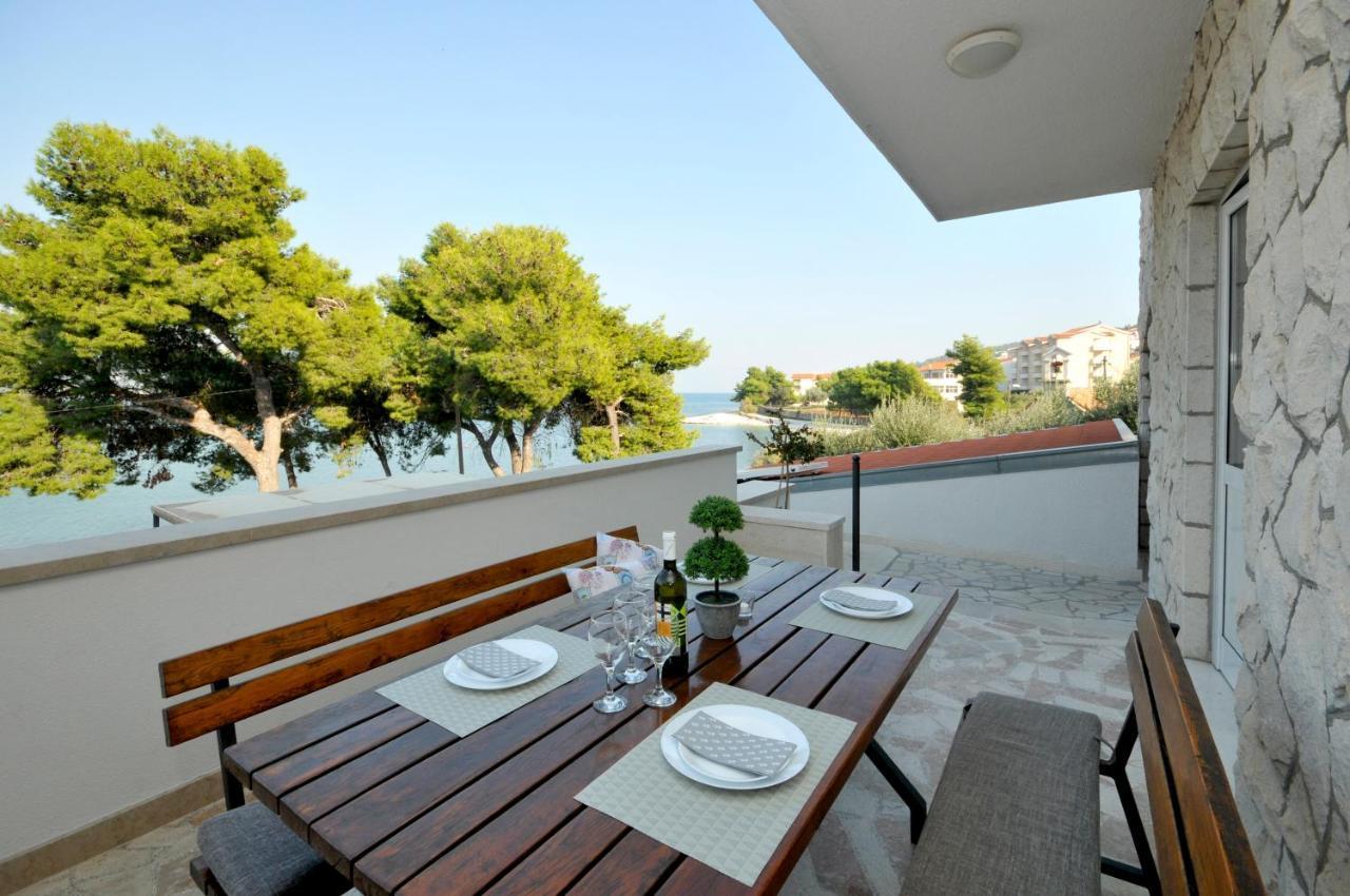 Apartments Penic Trogir Bagian luar foto